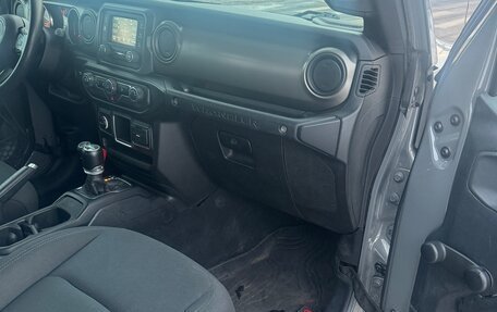 Jeep Wrangler, 2019 год, 2 700 000 рублей, 12 фотография