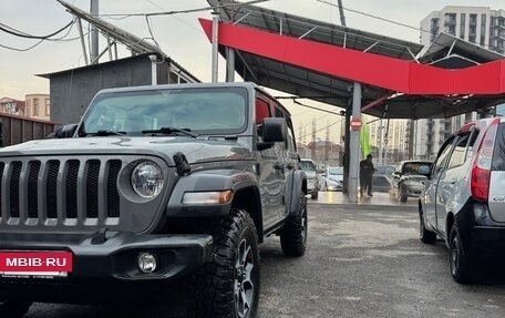 Jeep Wrangler, 2019 год, 2 700 000 рублей, 2 фотография