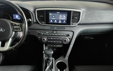 KIA Sportage IV рестайлинг, 2018 год, 2 160 000 рублей, 15 фотография