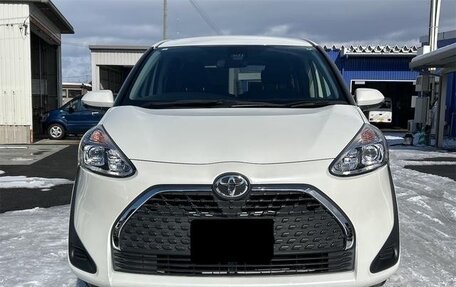 Toyota Sienta II, 2021 год, 1 118 000 рублей, 5 фотография