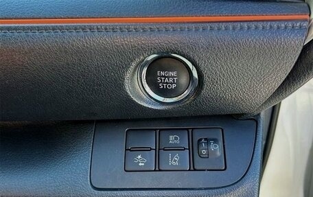 Toyota Sienta II, 2021 год, 1 118 000 рублей, 9 фотография