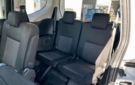 Toyota Sienta II, 2021 год, 1 118 000 рублей, 18 фотография