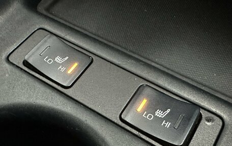 Toyota Prius IV XW50, 2019 год, 2 200 000 рублей, 18 фотография