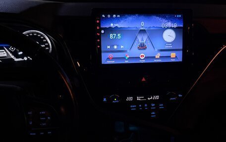 Toyota Camry, 2023 год, 3 250 000 рублей, 5 фотография