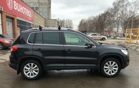 Volkswagen Tiguan I, 2010 год, 870 000 рублей, 2 фотография