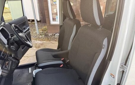 Suzuki Hustler, 2022 год, 861 000 рублей, 24 фотография