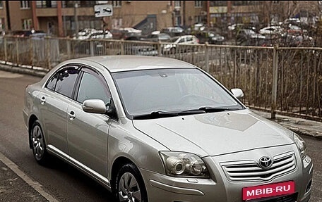 Toyota Avensis III рестайлинг, 2006 год, 599 000 рублей, 1 фотография