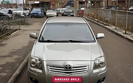 Toyota Avensis III рестайлинг, 2006 год, 599 000 рублей, 2 фотография