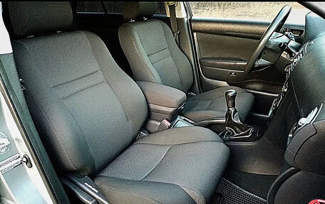 Toyota Avensis III рестайлинг, 2006 год, 599 000 рублей, 8 фотография