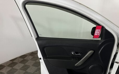 Renault Logan II, 2019 год, 750 000 рублей, 8 фотография