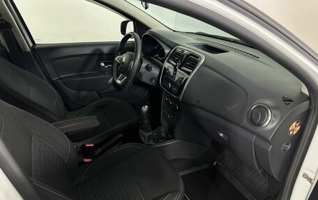 Renault Logan II, 2019 год, 750 000 рублей, 14 фотография