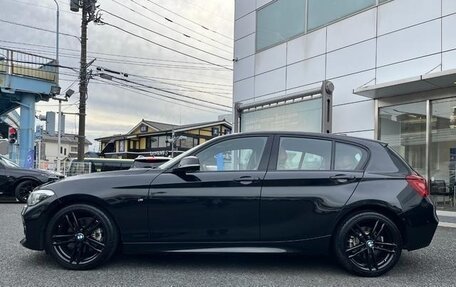 BMW 1 серия, 2017 год, 950 000 рублей, 6 фотография