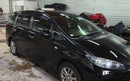 Toyota Wish II, 2011 год, 1 349 000 рублей, 2 фотография