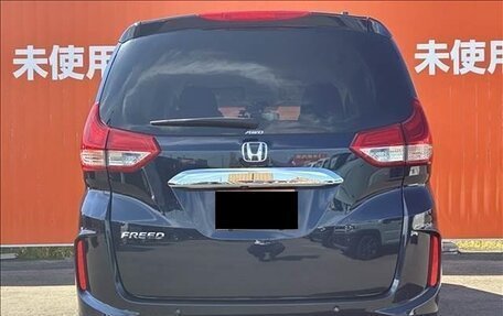 Honda Freed II, 2022 год, 1 250 000 рублей, 7 фотография