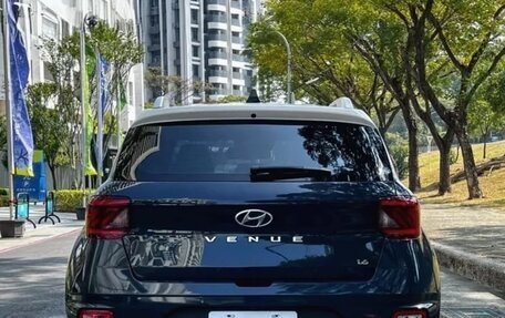 Hyundai Venue I, 2022 год, 1 350 000 рублей, 4 фотография