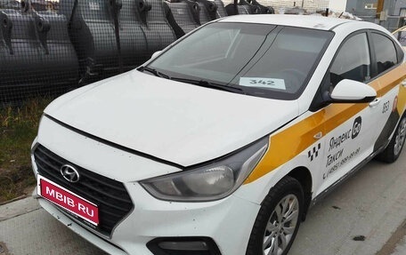 Hyundai Solaris II рестайлинг, 2019 год, 823 000 рублей, 1 фотография