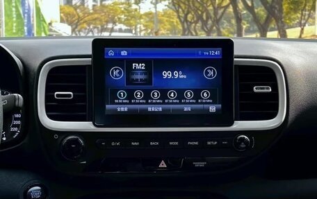 Hyundai Venue I, 2022 год, 1 350 000 рублей, 13 фотография