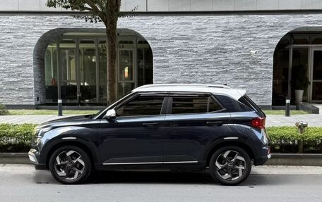 Hyundai Venue I, 2022 год, 1 300 000 рублей, 3 фотография