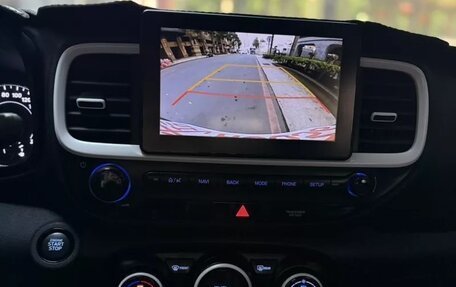 Hyundai Venue I, 2022 год, 1 300 000 рублей, 11 фотография