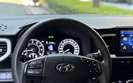 Hyundai Venue I, 2022 год, 1 300 000 рублей, 13 фотография