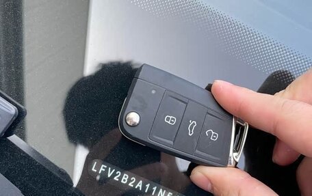 Volkswagen T-Roc I, 2022 год, 1 530 000 рублей, 19 фотография