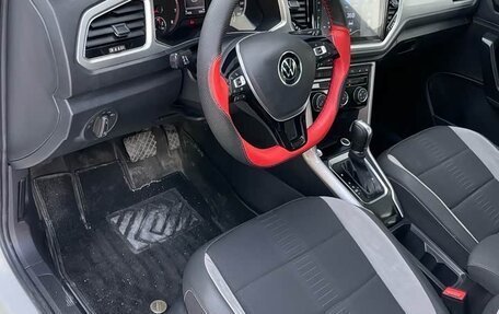 Volkswagen T-Roc I, 2022 год, 1 530 000 рублей, 15 фотография