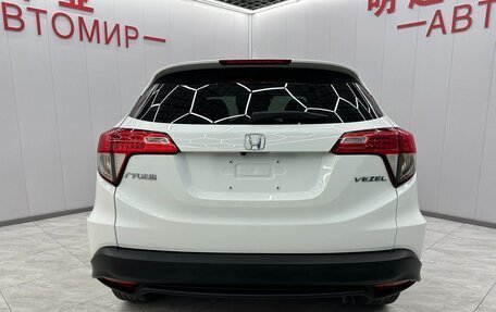 Honda Vezel, 2022 год, 1 650 000 рублей, 5 фотография