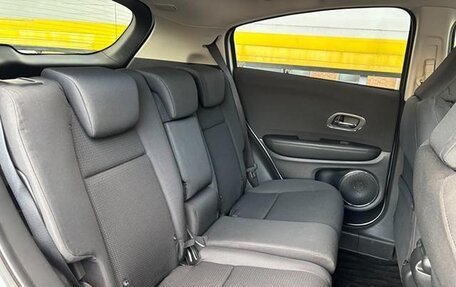 Honda Vezel, 2020 год, 1 640 000 рублей, 10 фотография