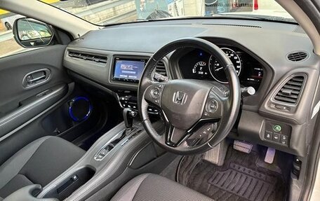 Honda Vezel, 2020 год, 1 640 000 рублей, 8 фотография