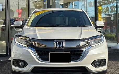 Honda Vezel, 2020 год, 1 640 000 рублей, 2 фотография