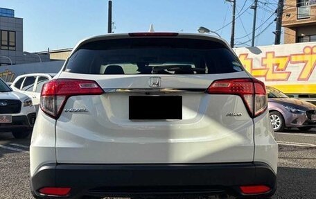 Honda Vezel, 2020 год, 1 640 000 рублей, 5 фотография