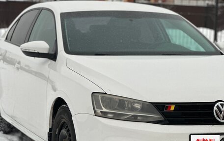 Volkswagen Jetta VI, 2015 год, 860 000 рублей, 3 фотография