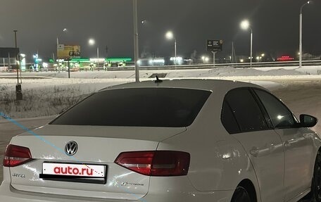 Volkswagen Jetta VI, 2015 год, 860 000 рублей, 6 фотография