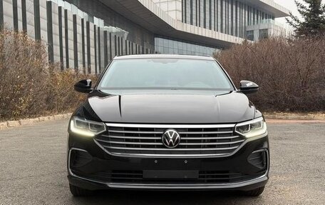 Volkswagen Lavida, 2022 год, 1 633 000 рублей, 2 фотография