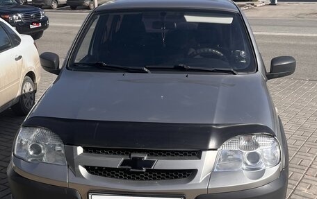 Chevrolet Niva I рестайлинг, 2015 год, 700 000 рублей, 1 фотография