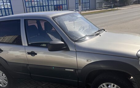 Chevrolet Niva I рестайлинг, 2015 год, 700 000 рублей, 4 фотография