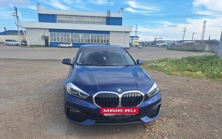 BMW 1 серия, 2019 год, 1 599 000 рублей, 2 фотография
