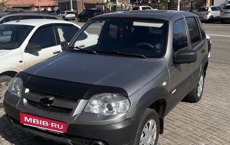 Chevrolet Niva I рестайлинг, 2015 год, 700 000 рублей, 9 фотография