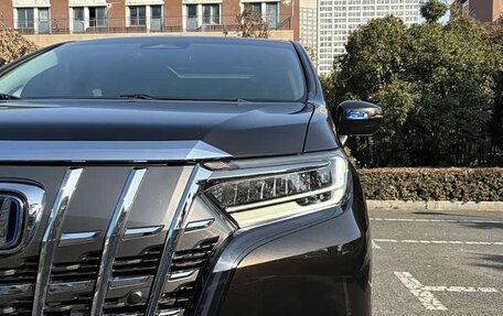 Honda Elysion, 2024 год, 6 300 000 рублей, 3 фотография