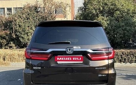 Honda Elysion, 2024 год, 6 300 000 рублей, 6 фотография