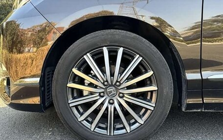 Honda Elysion, 2024 год, 6 300 000 рублей, 28 фотография