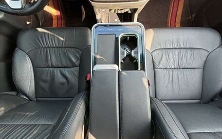 Honda Elysion, 2024 год, 6 300 000 рублей, 26 фотография