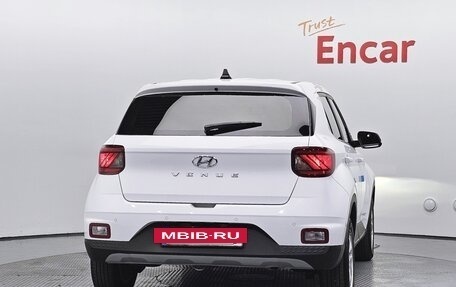 Hyundai Venue I, 2024 год, 1 586 050 рублей, 4 фотография