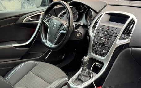 Opel Astra J, 2013 год, 9 фотография