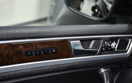 Volkswagen Touareg III, 2013 год, 2 699 000 рублей, 29 фотография