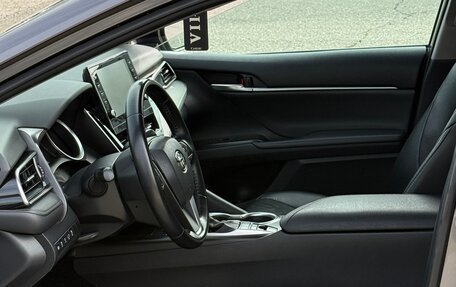 Toyota Camry, 2021 год, 3 275 000 рублей, 13 фотография