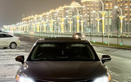 Toyota Camry, 2021 год, 3 275 000 рублей, 37 фотография