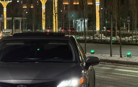 Toyota Camry, 2021 год, 3 275 000 рублей, 38 фотография