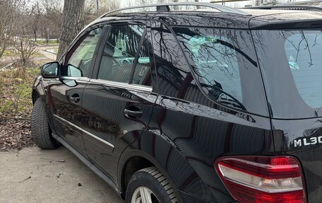 Mercedes-Benz M-Класс, 2010 год, 1 750 000 рублей, 3 фотография