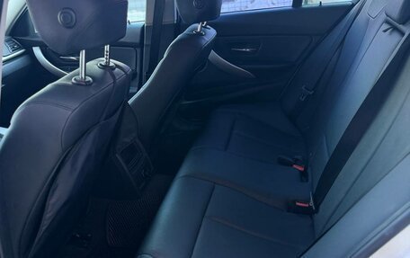 BMW 3 серия, 2013 год, 1 580 000 рублей, 9 фотография